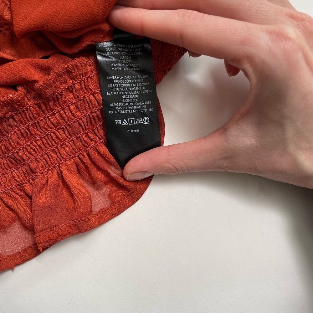 BY ANTHROPOLOGIE textured tie back cinched waist long sleeve blouse - Picture 6 of 8